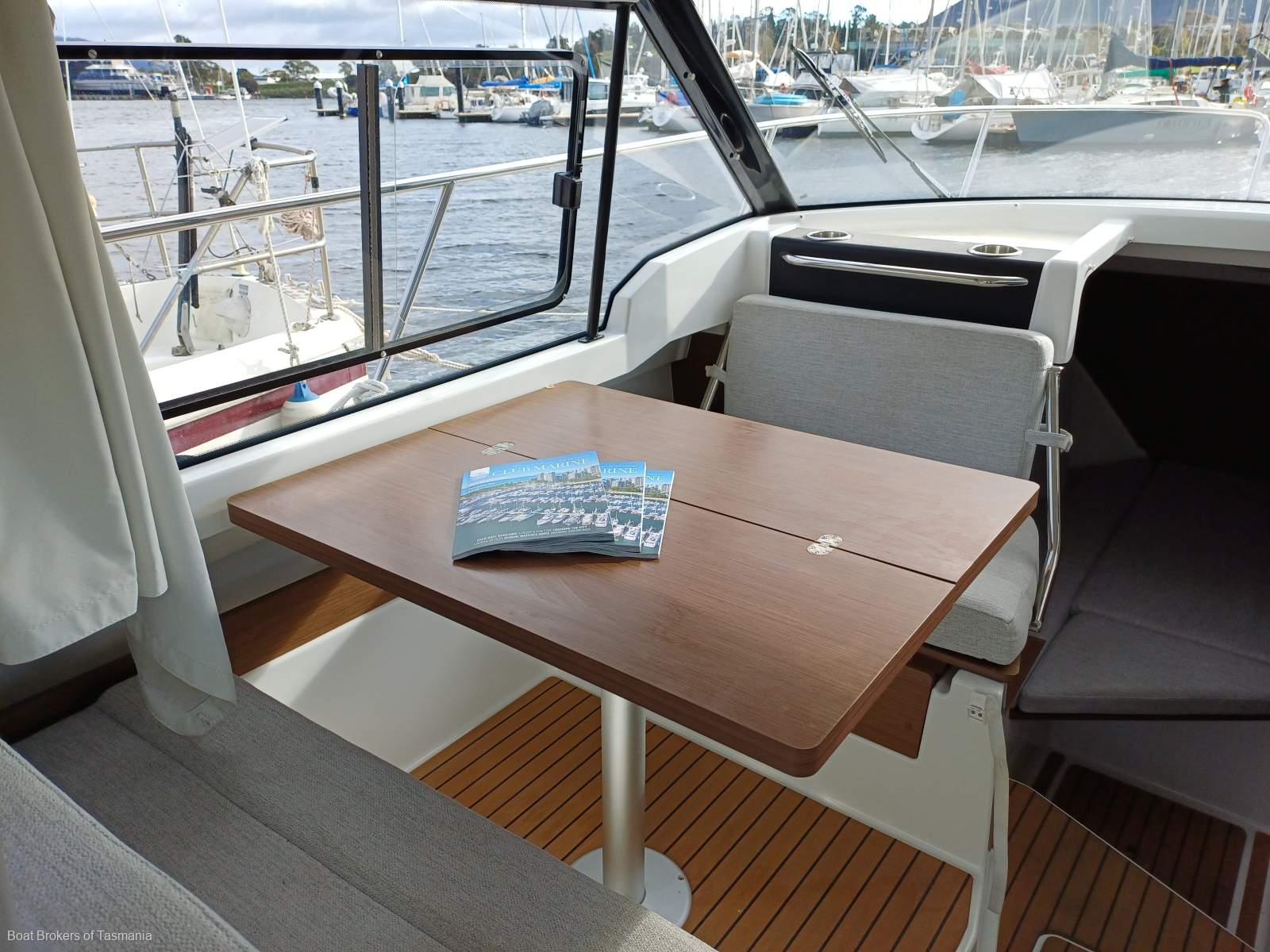 Vin et Fromage Jeanneau Merry Fisher 795 Series 2 Low hours, slipped, antifouled, serviced. Boat Brokers of Tasmania