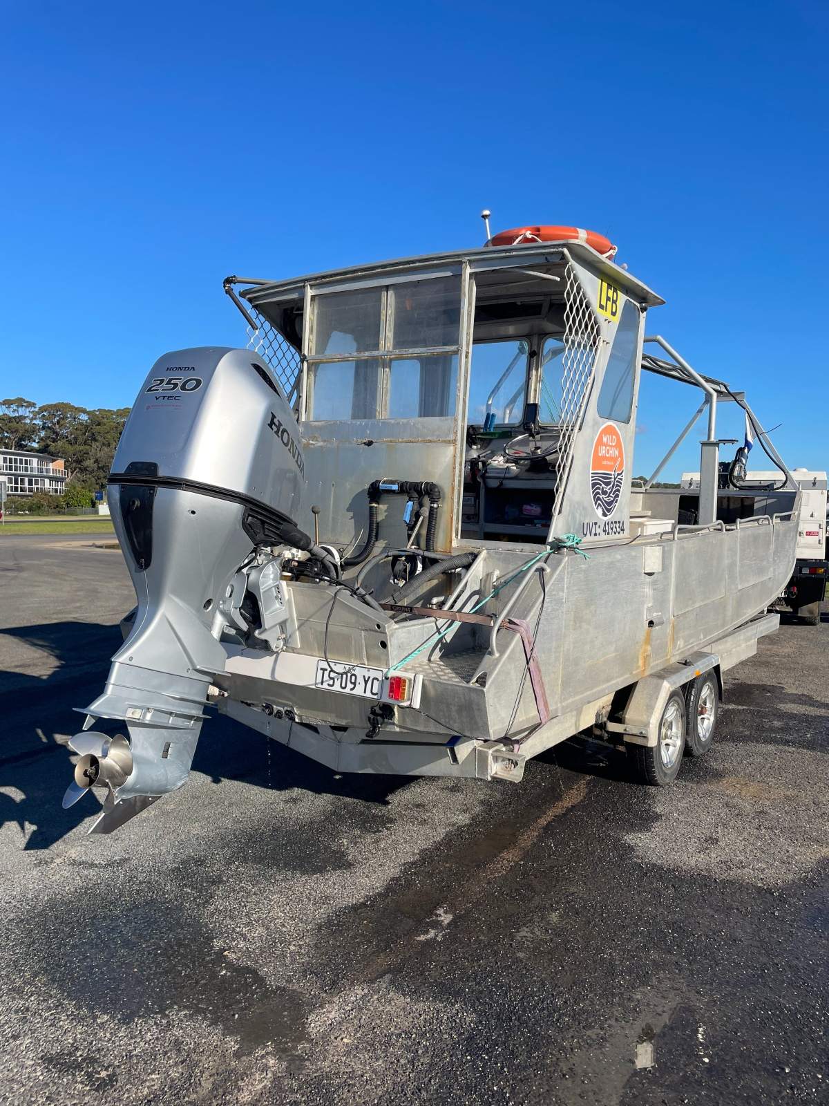 T Craft Oyster Punt - work boat diving/aquaculture/construction