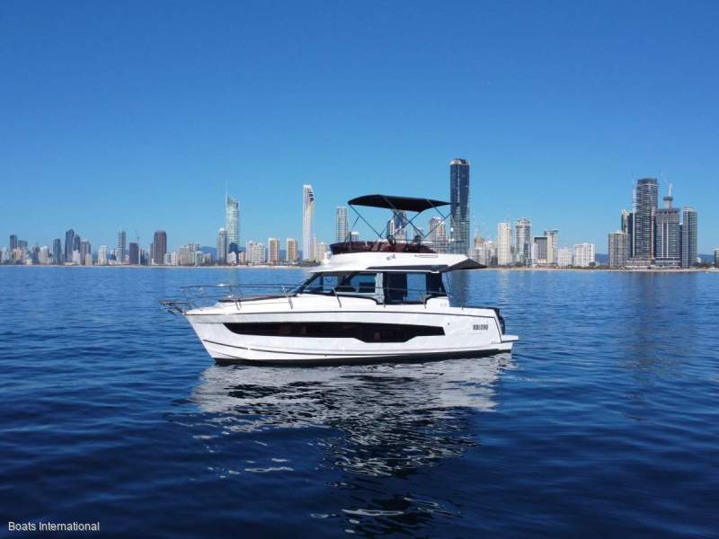 Jeanneau Merry Fisher 1095 Flybridge