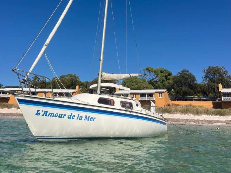 Austral 20 L'Amour de le Mer - The Love of the Ocean