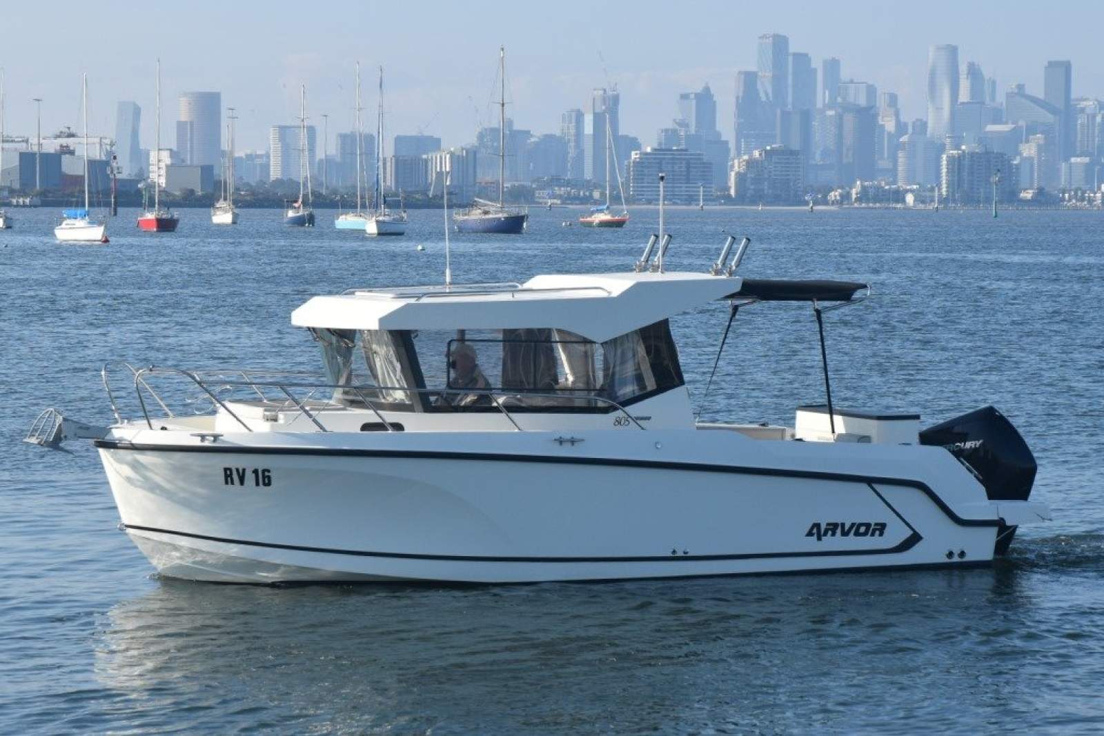 Arvor 805 Sportsfish - WITH BOW THRUSTER