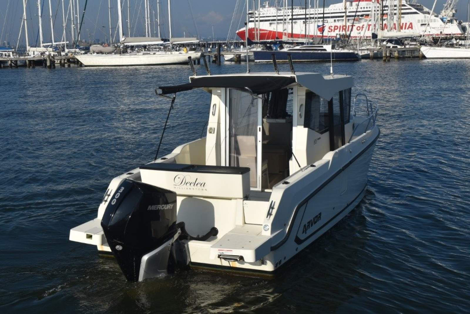 Arvor 805 Sportsfish - WITH BOW THRUSTER