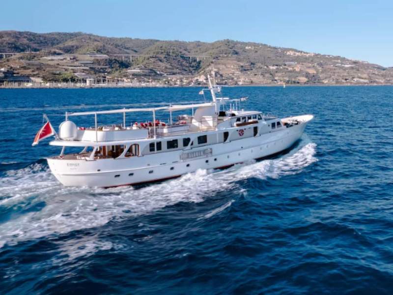 Feadship Custom