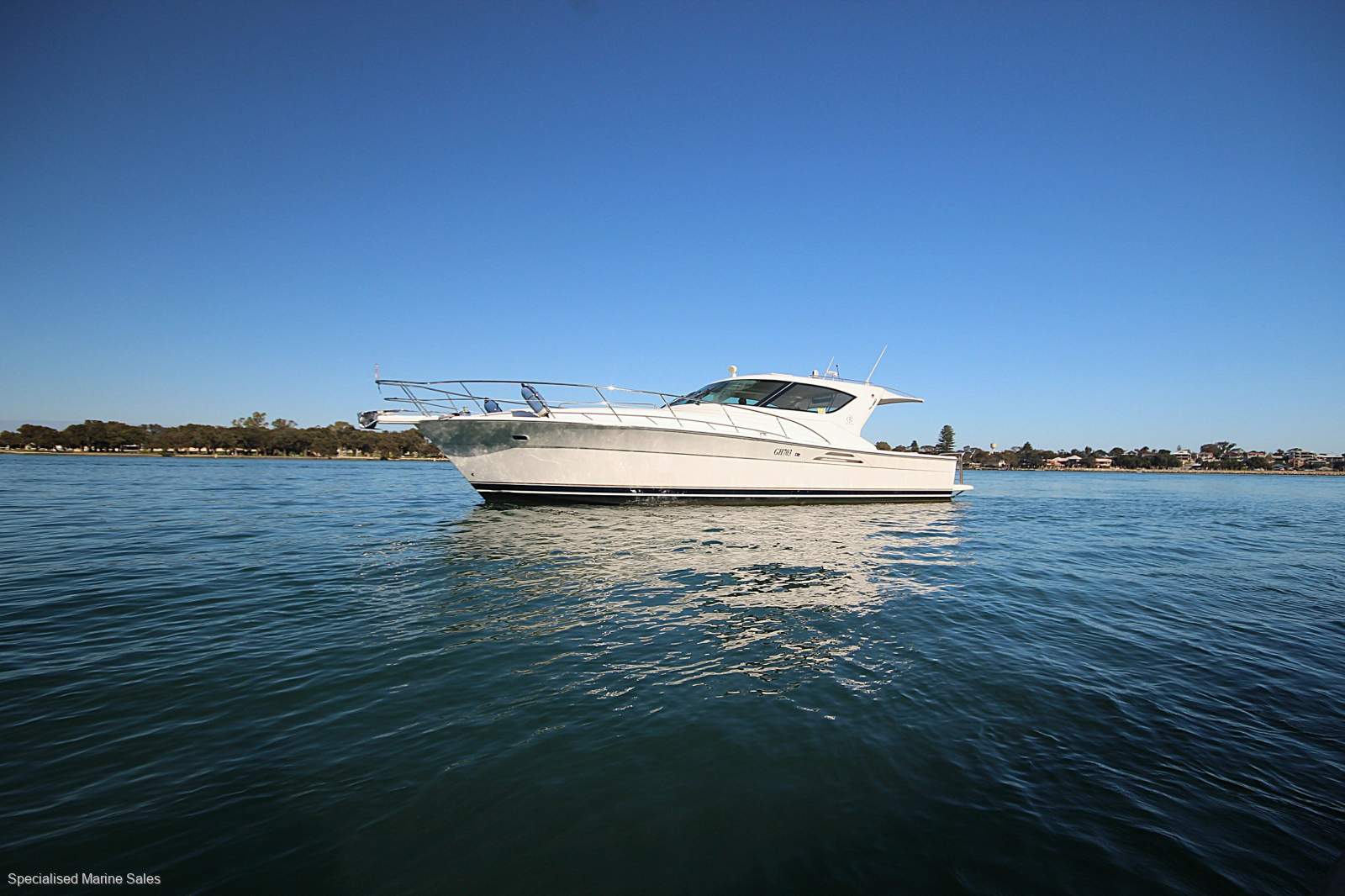 Riviera 4000 Offshore HARDTOP with 480 Hp CUMMINS