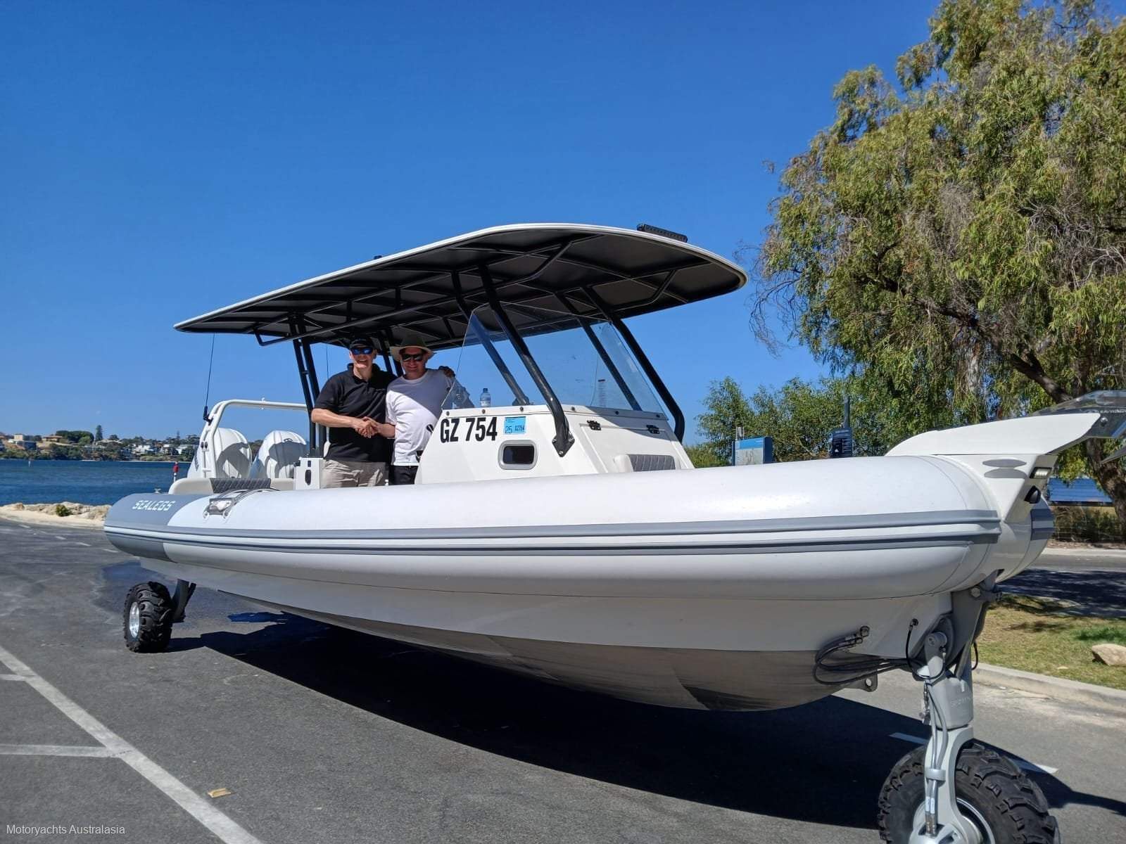 Sealegs 9m Hydrasol RIB