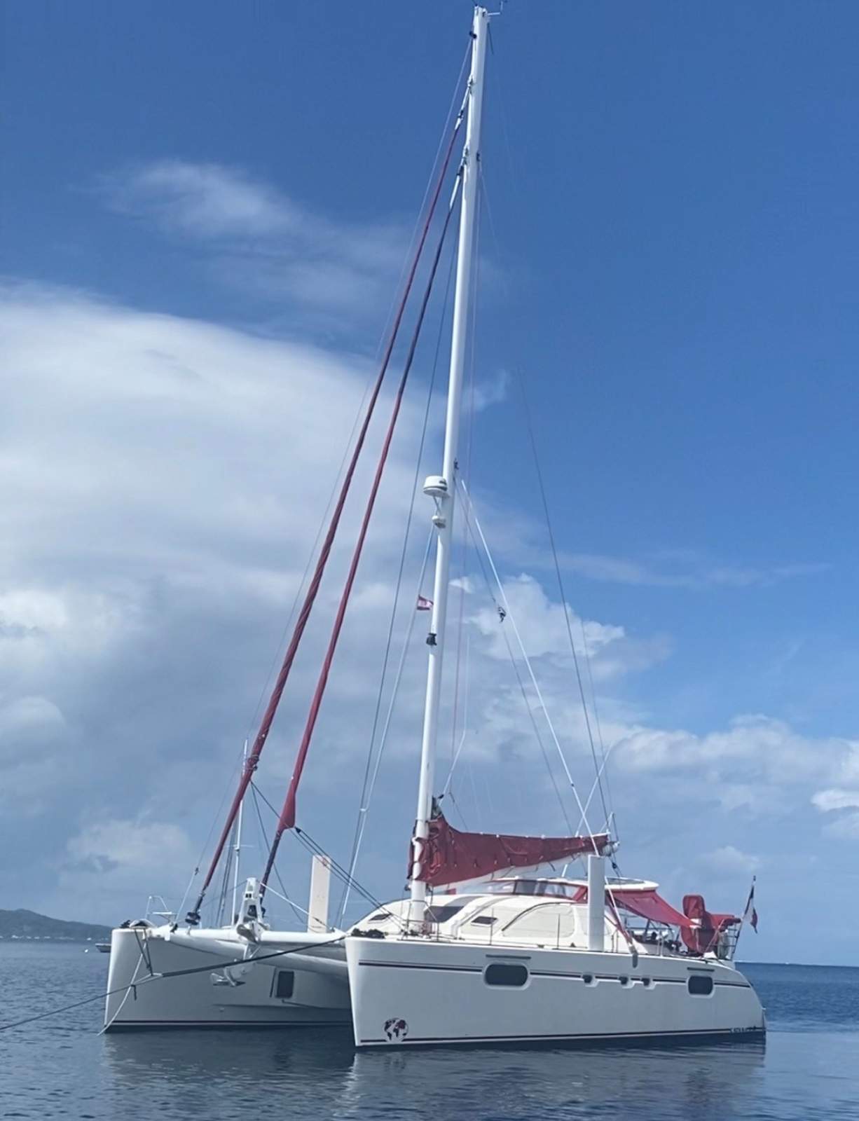 Catana Catamarans 472 GALIGO