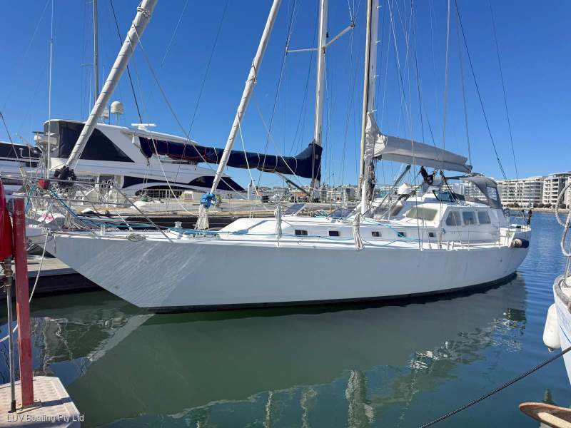 Roberts 53 Pilothouse