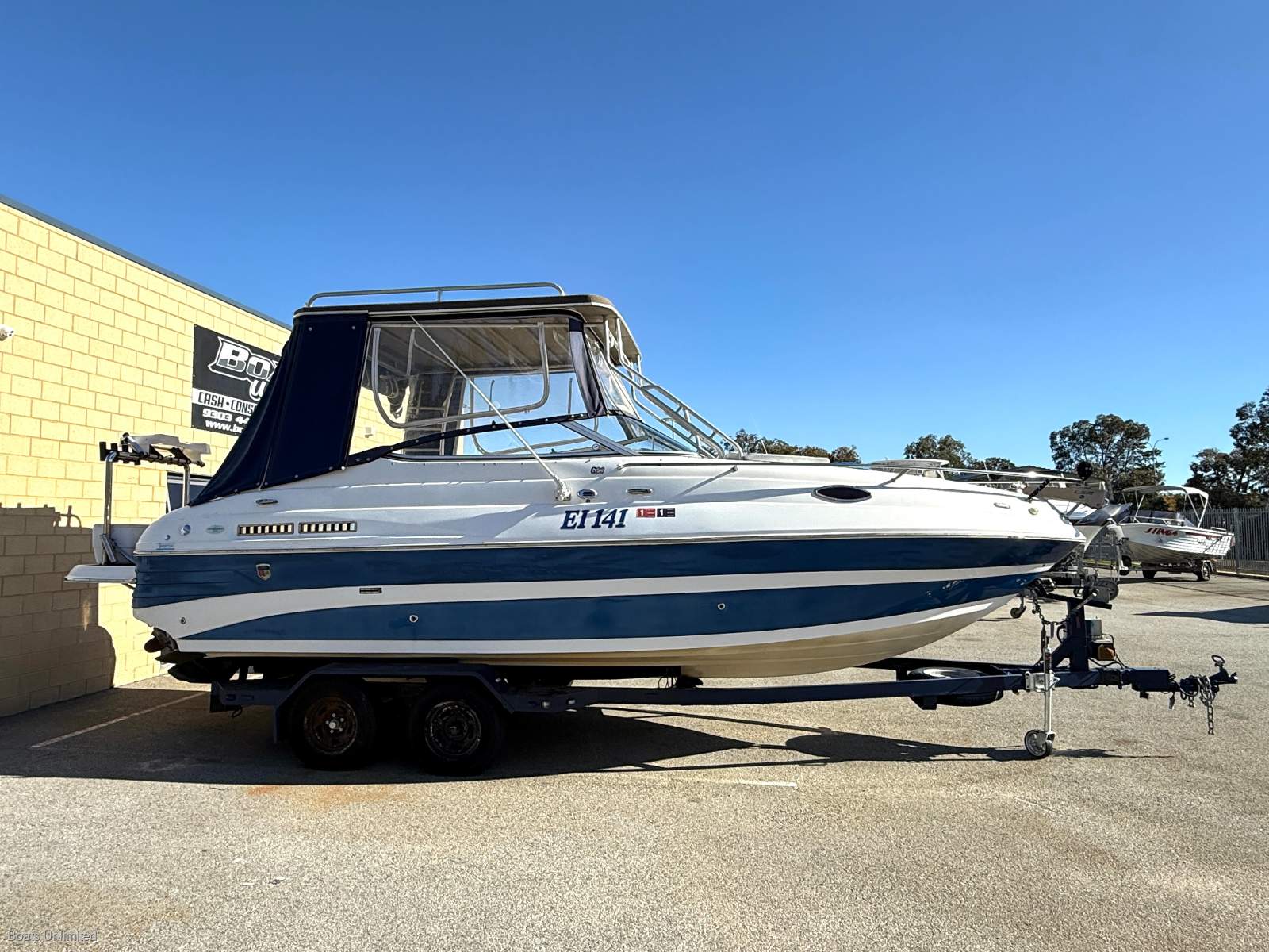 MIRAH 26FT CABIN BOAT / ROTTO CRUISER