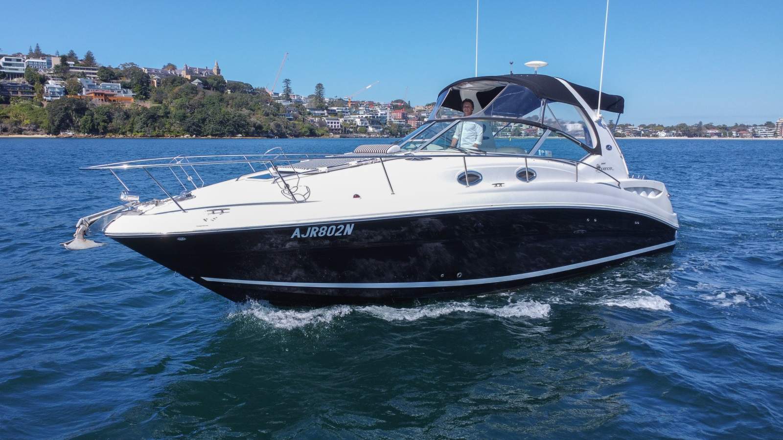 Sea Ray 355 Sundancer Sports Cruiser