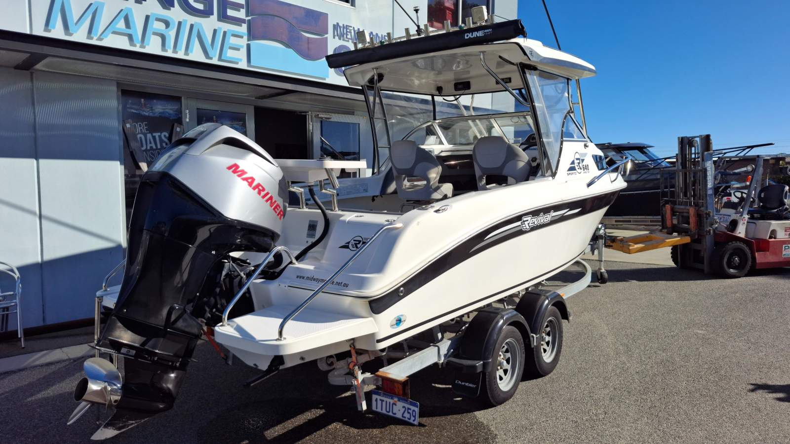 Revival 640 Sportz Hardtop With Mariner Verado 150HP (Freshly serviced!)