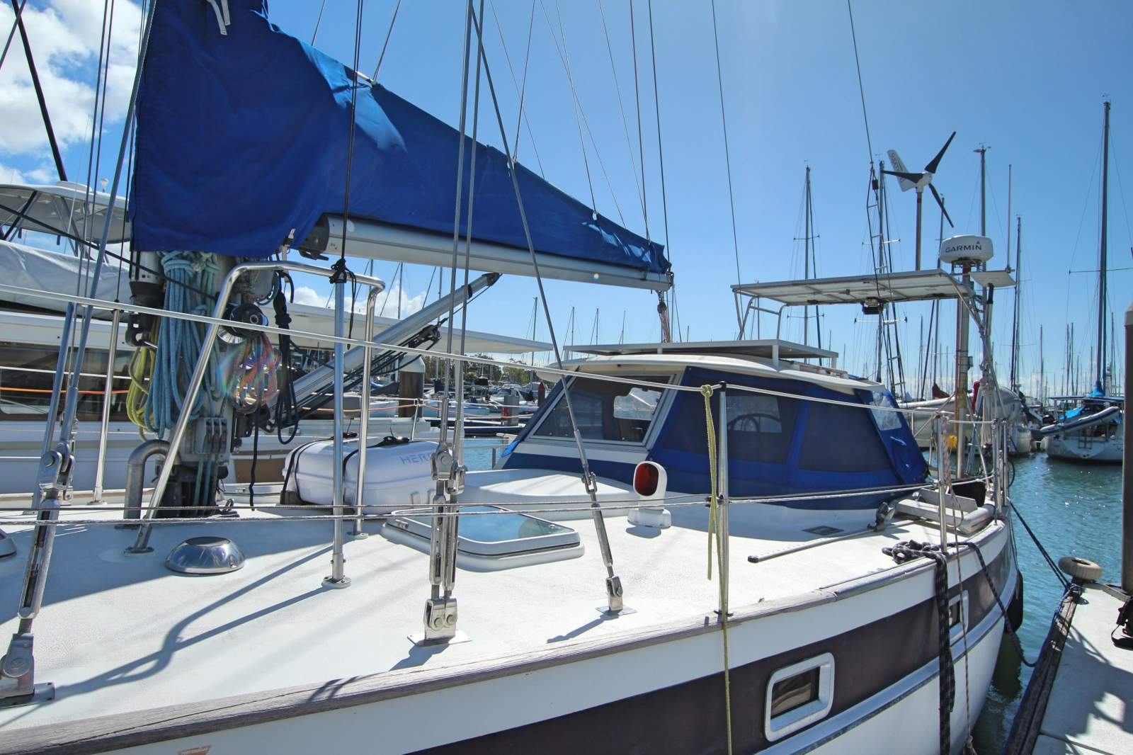 Hallberg-Rassy 42E