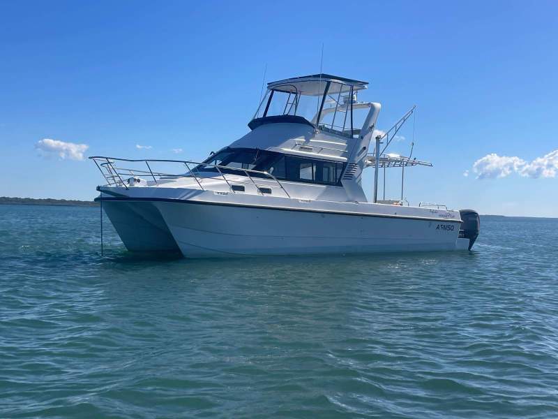 Noosa Cat 3900 Profisher Flybridge