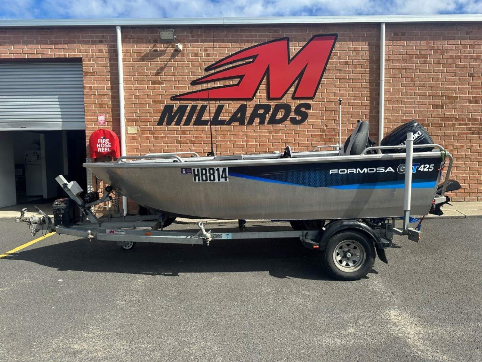 Formosa 425 GRT Tiller