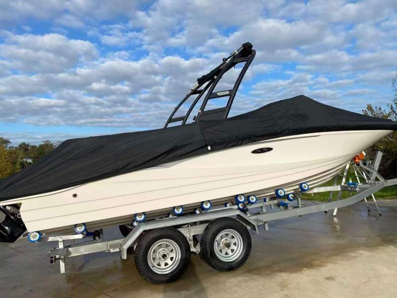 Sea Ray 210 SPX