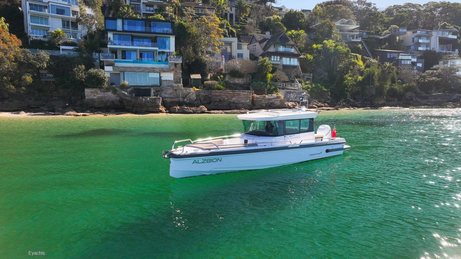 Axopar 28 Cabin