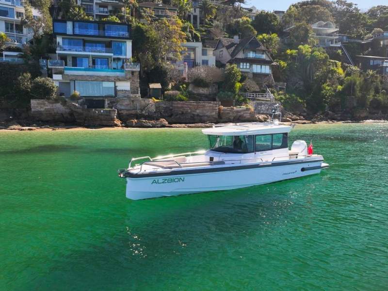 Axopar 28 Cabin