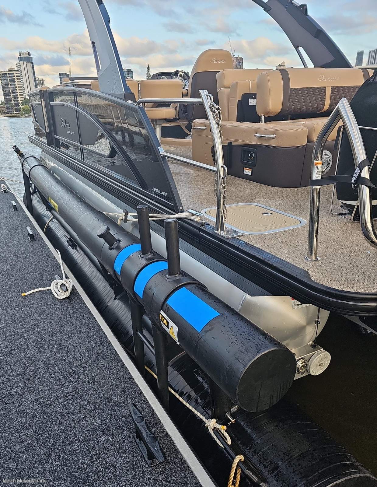Barletta Pontoon Boats Lusso - Coastal Edition
