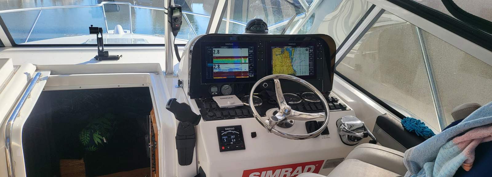 Luhrs 28 Open Tower