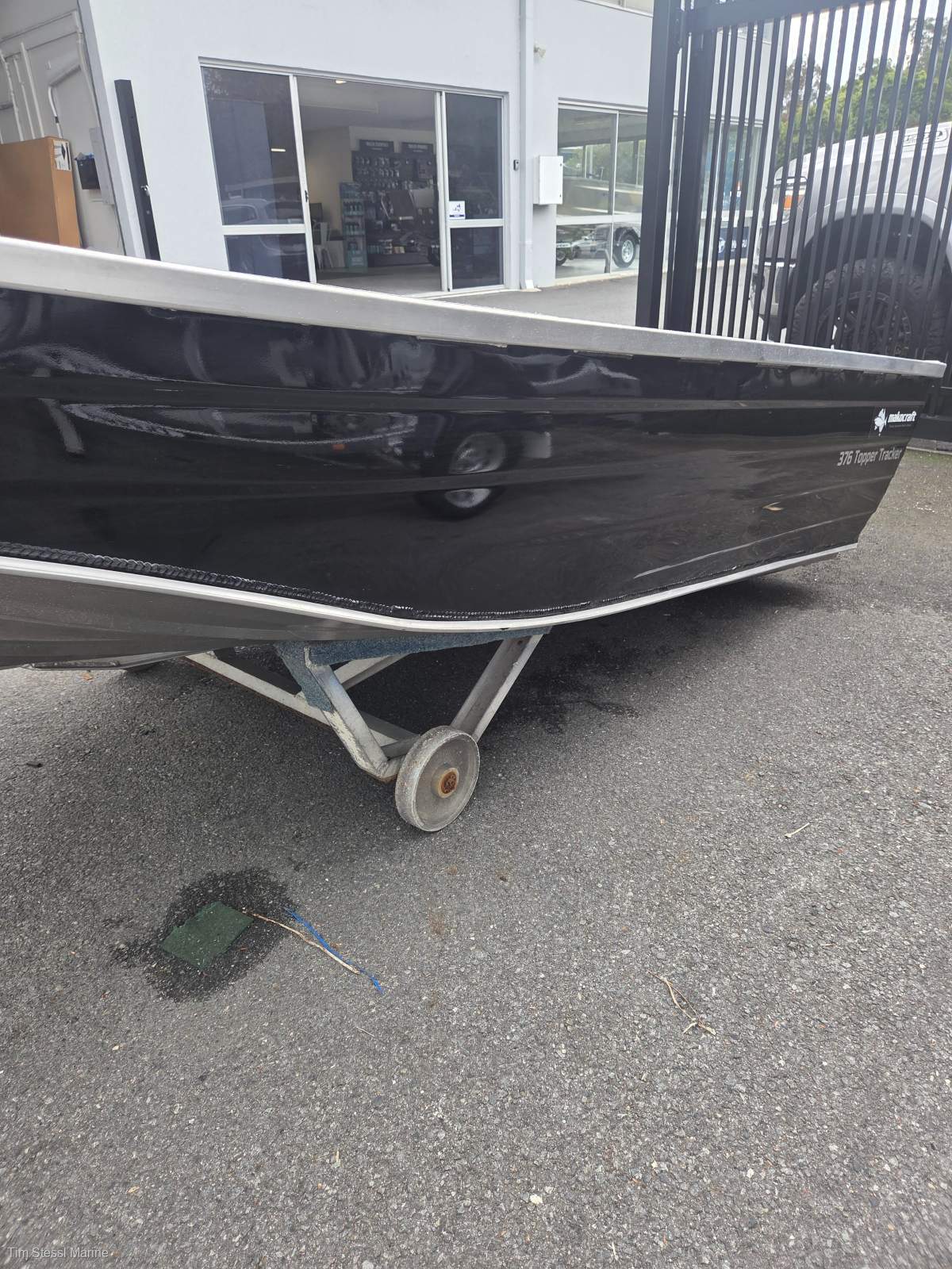New Makocraft 376 Topper Tracker EX-DEMO. BLACKED OUT. READY TO FISH