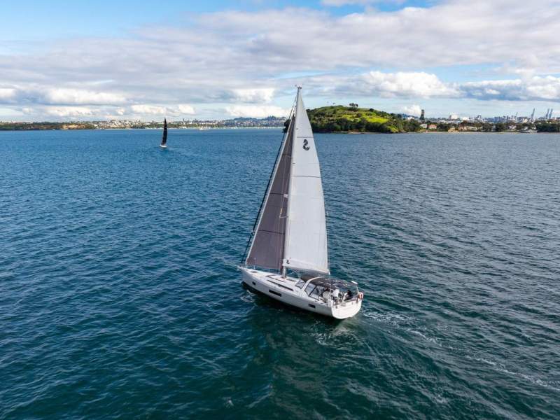 Beneteau Oceanis 51.1