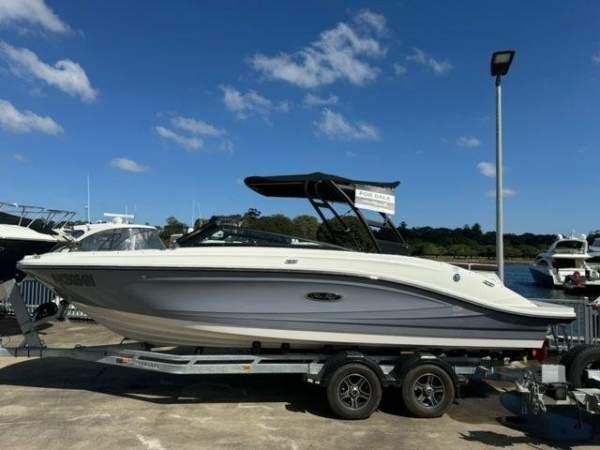 Sea Ray 230 SPX