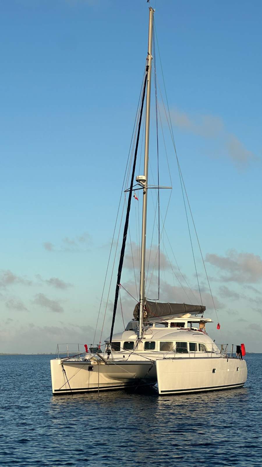 CNB Yachts Lagoon 380