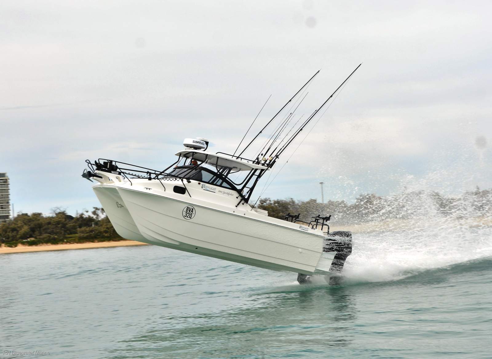 Kevlacat 2400 Sportsfisher