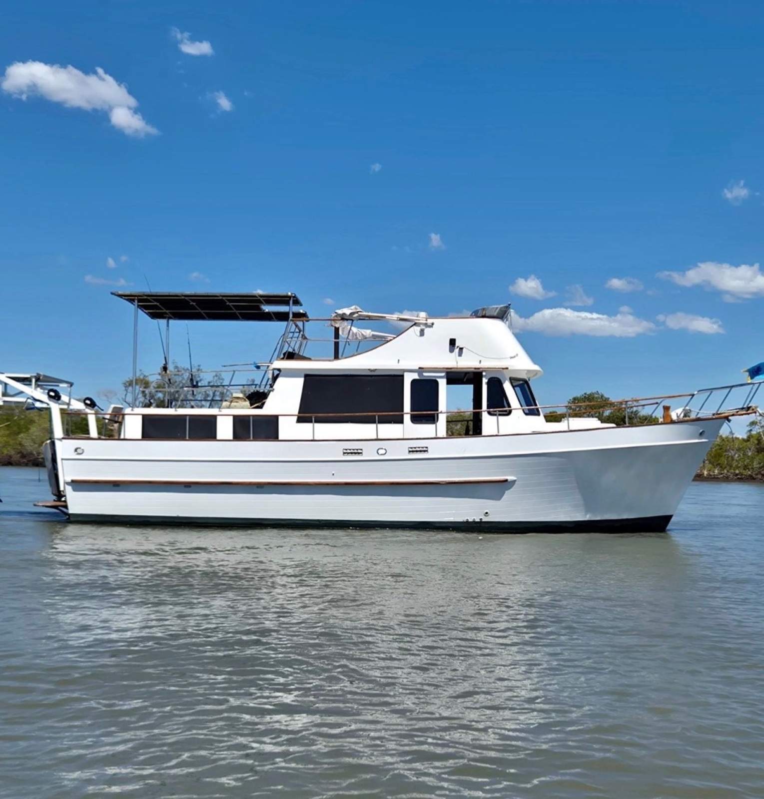 Gold Island Aft Cabin