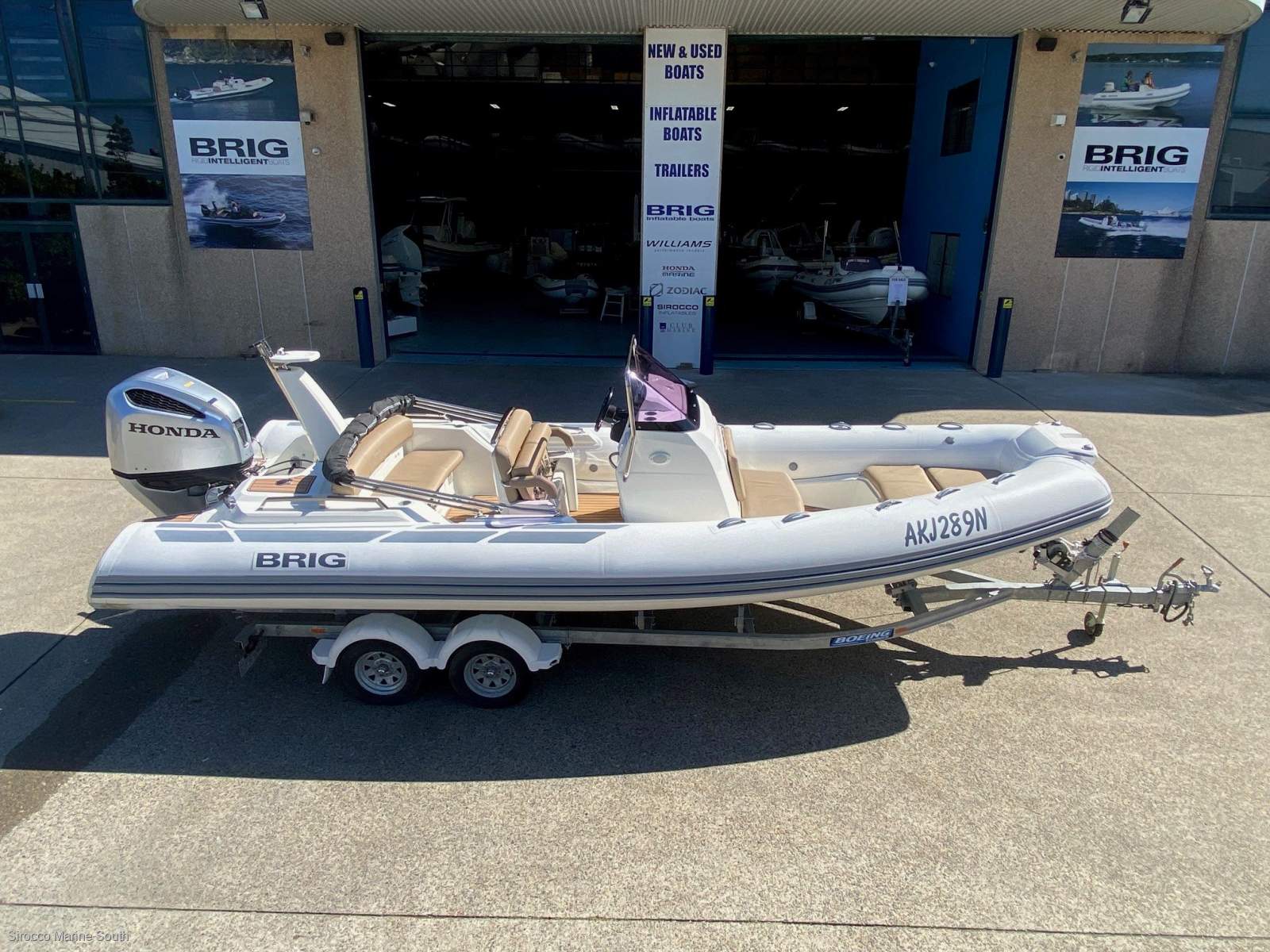 Brig Eagle 670 Fibreglass centre console rib with hypalon tubes