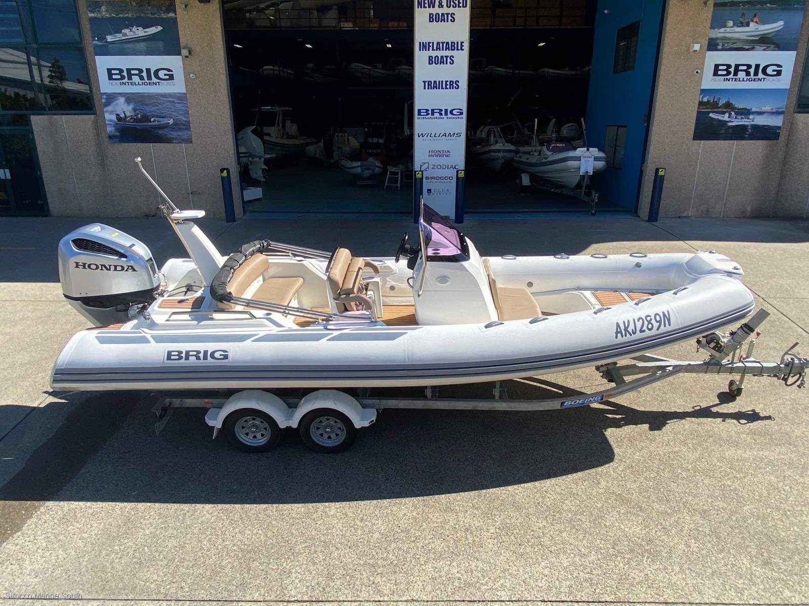 Brig Eagle 670 Fibreglass centre console rib with hypalon tubes