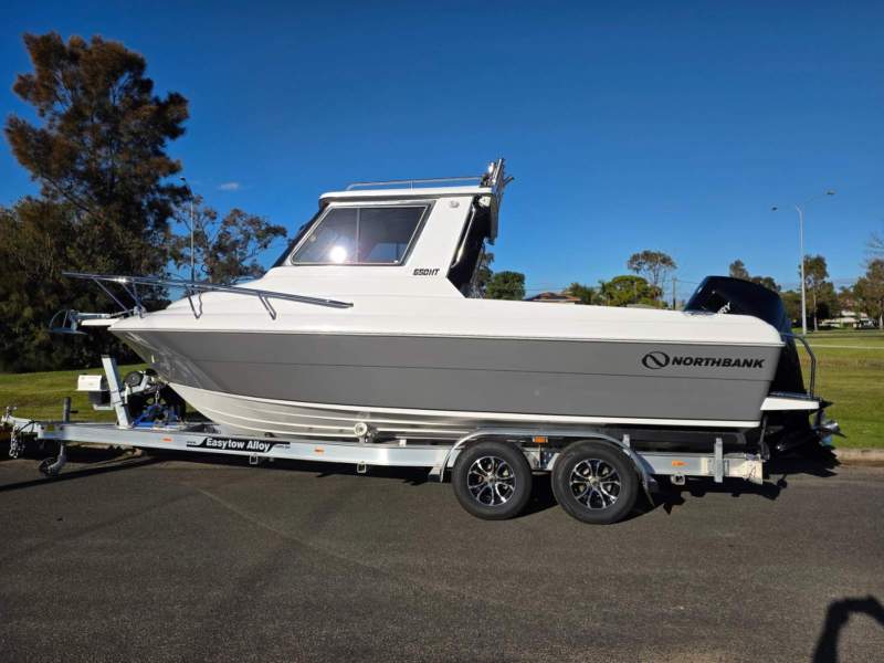 Northbank 650HT 250hp Mercury four stroke & Easytow alloy trailer