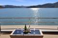 Joie de Vie Houseboat Holiday Home @ Lake Eildon:JOIE de VIE @ Lake Eildon
