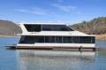Joie de Vie Houseboat Holiday Home @ Lake Eildon:JOIE de VIE @ Lake Eildon