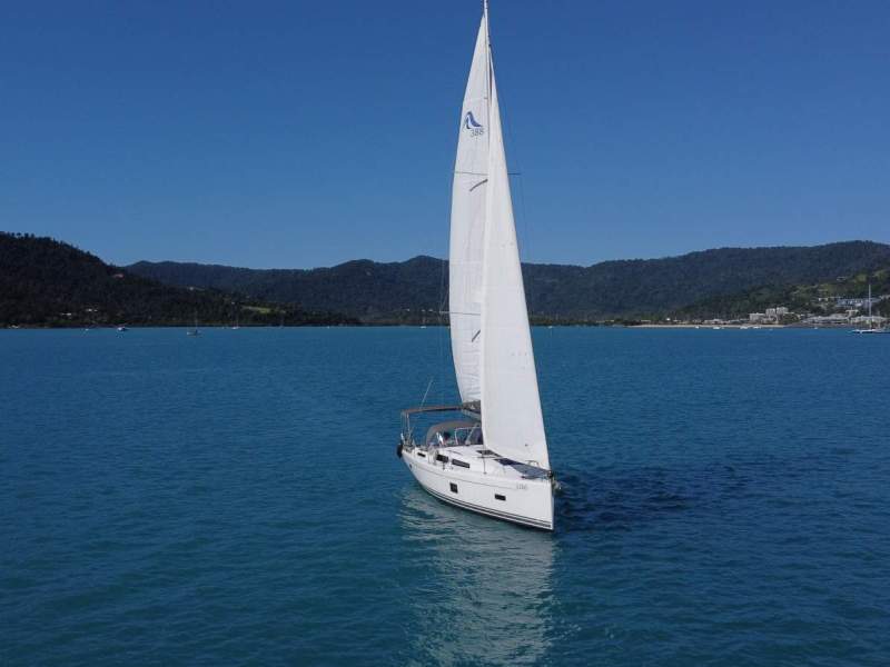Hanse 388