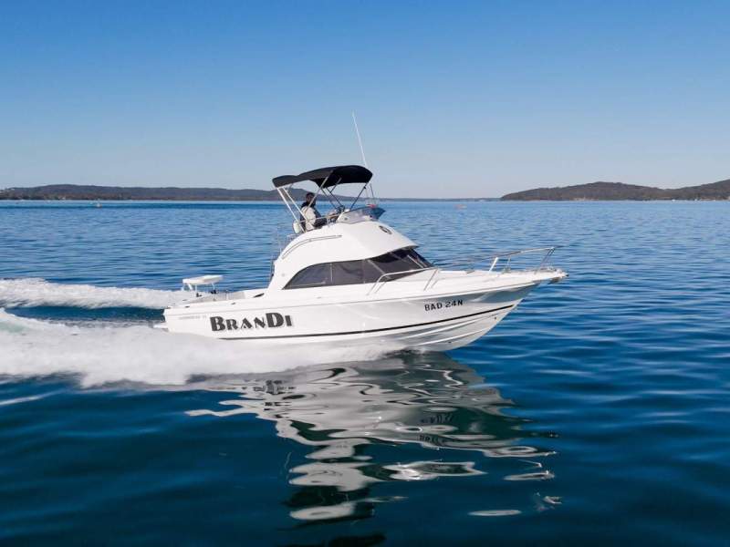 Caribbean 24 Flybridge Sports Fisherman