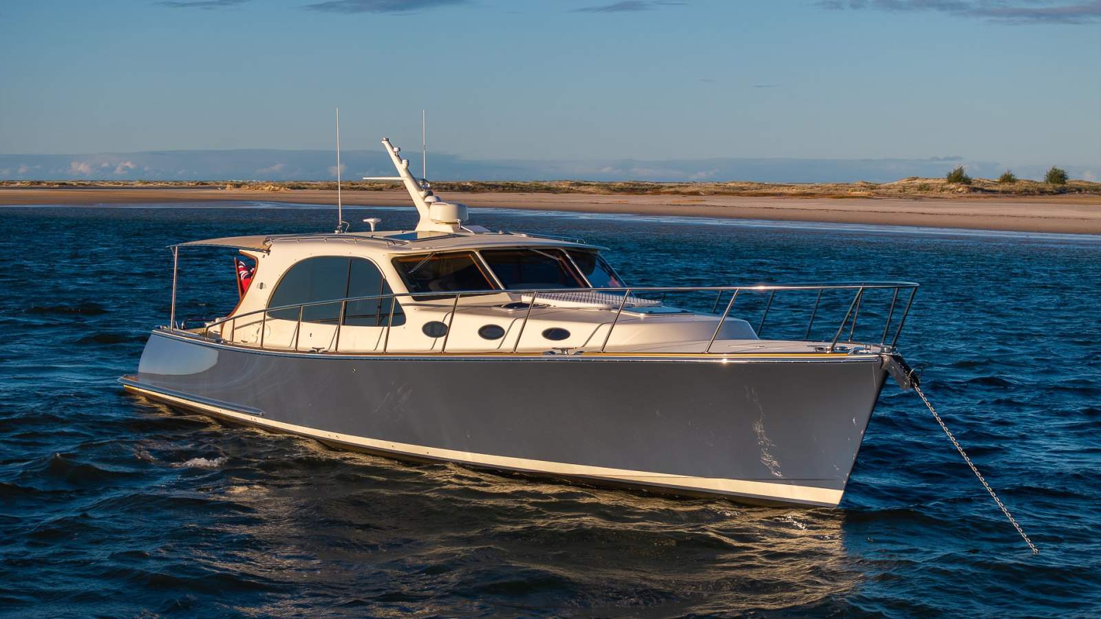 Palm Beach Motor Yachts 50 Sedan