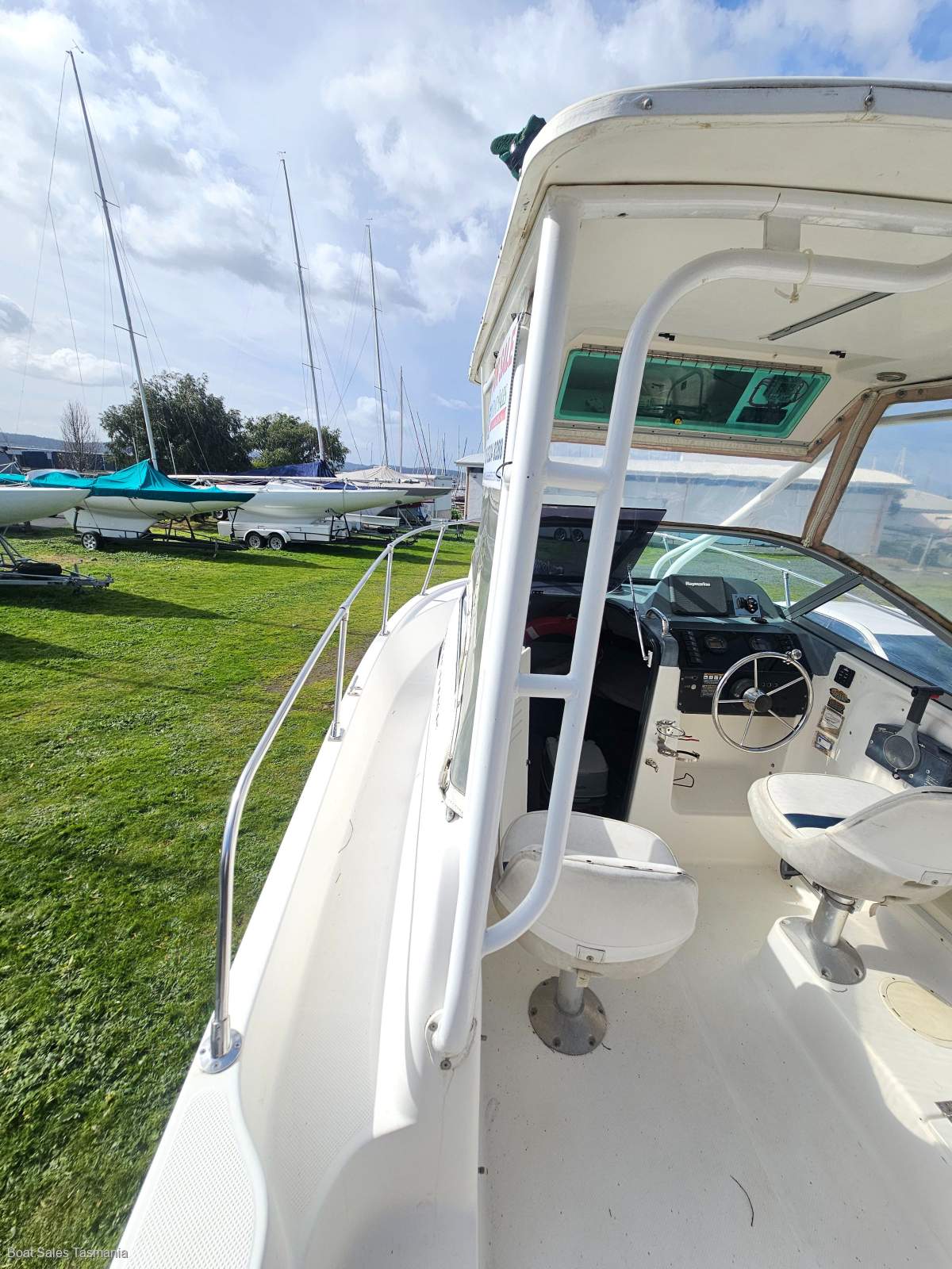 Bayliner 2002 Trophy Pro Walkaround with Hardtop