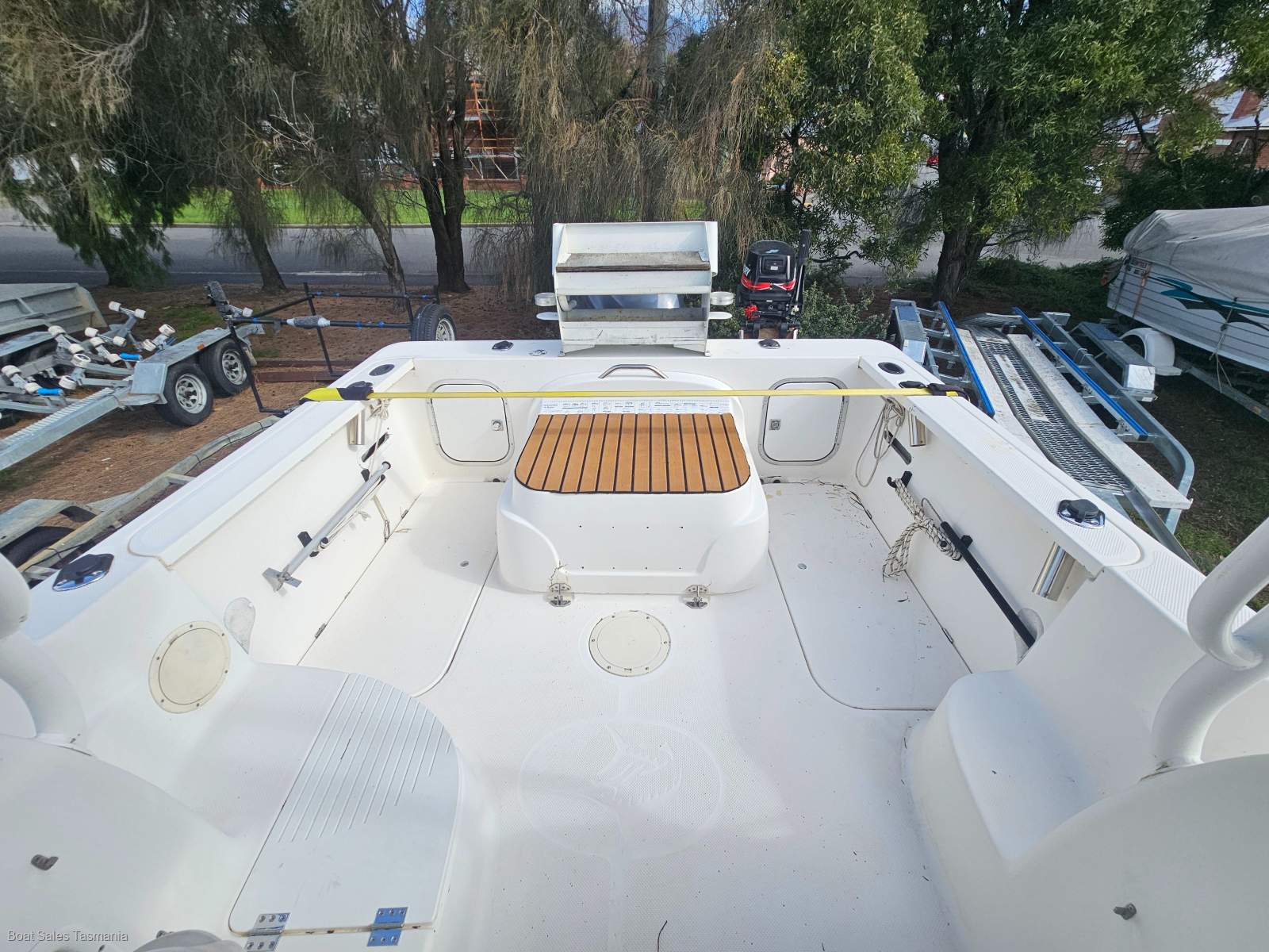 Bayliner 2002 Trophy Pro Walkaround with Hardtop