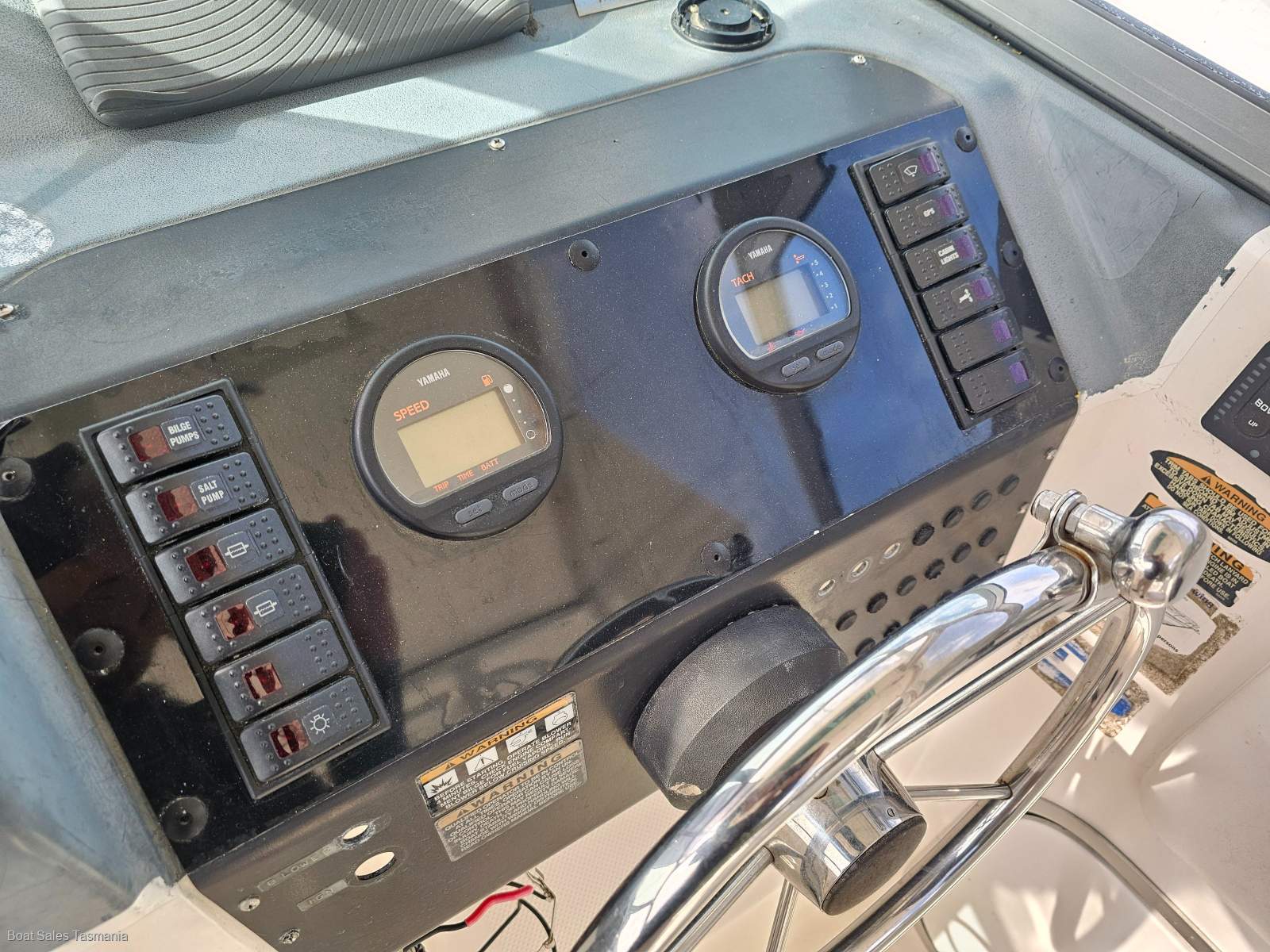 Bayliner 2002 Trophy Pro Walkaround with Hardtop