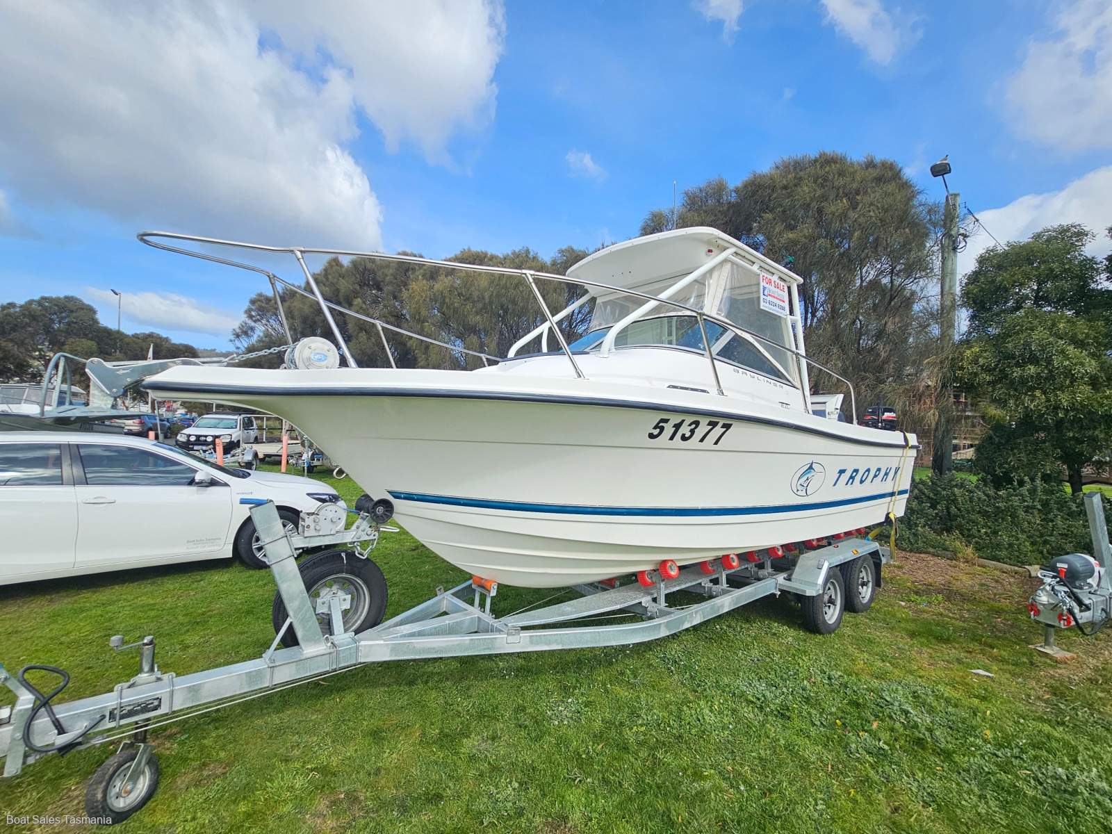 Bayliner 2002 Trophy Pro Walkaround with Hardtop