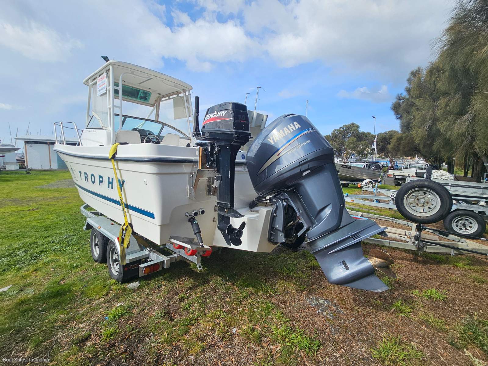 Bayliner 2002 Trophy Pro Walkaround with Hardtop