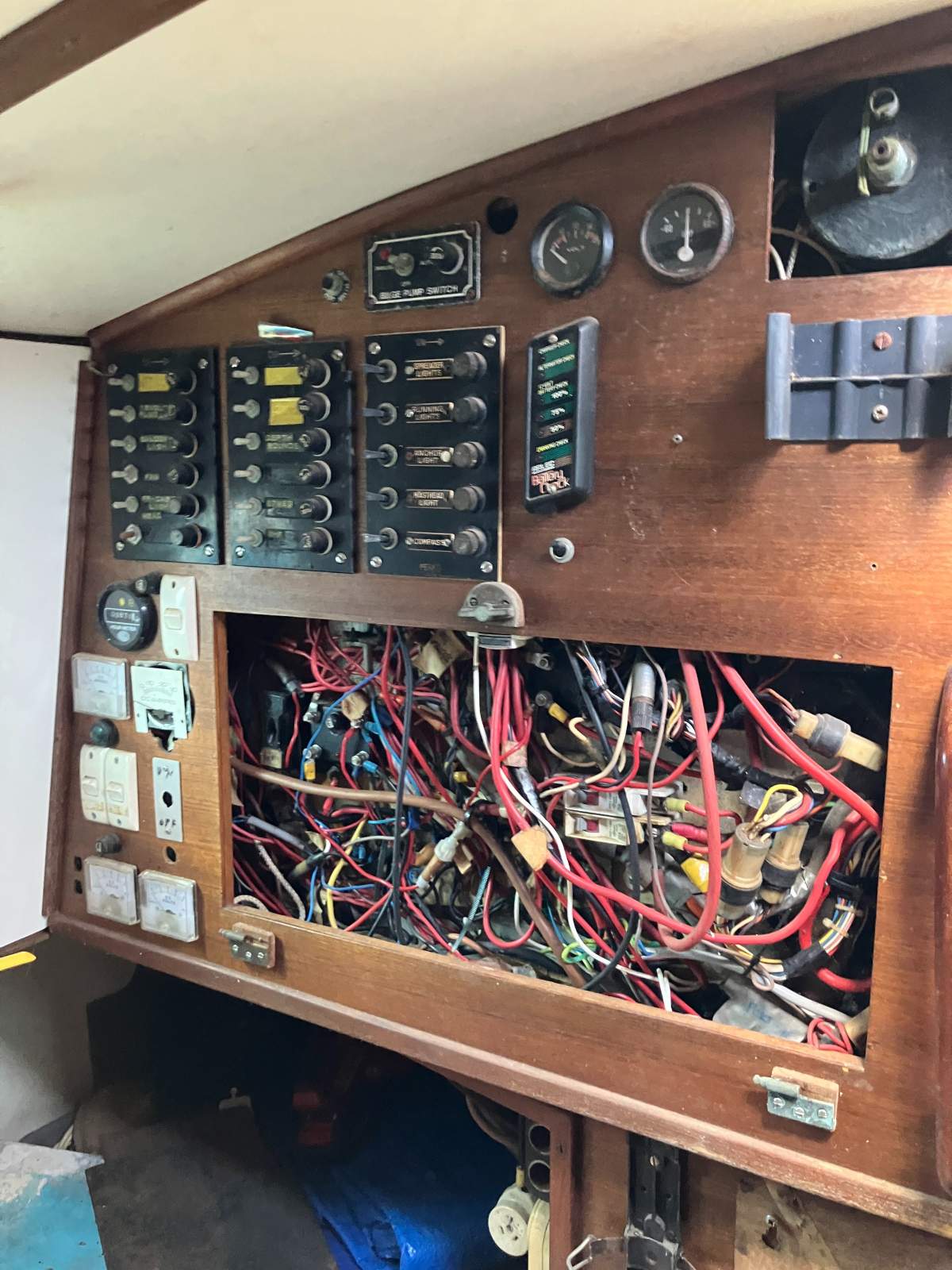 Roberts 33 Cutter Rig Sloop Unreserved