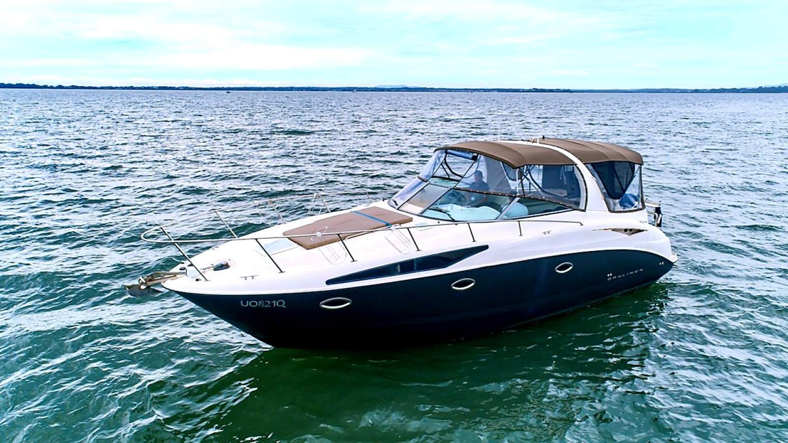 Bayliner 325 Cruiser