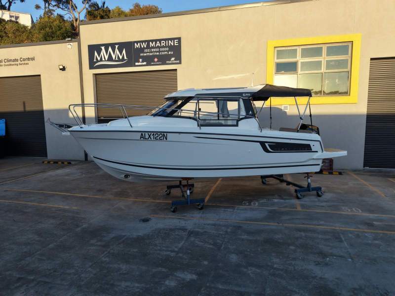 Jeanneau Merry Fisher 695 Series 2
