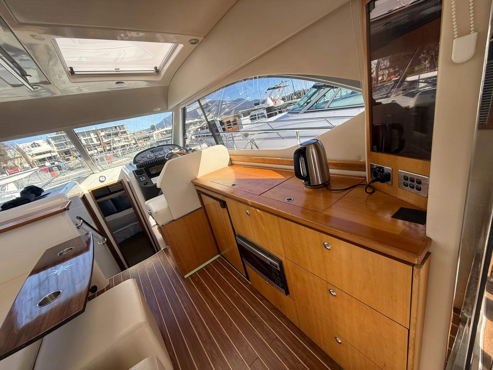 Riviera 3600 Sport Yacht Alexandra