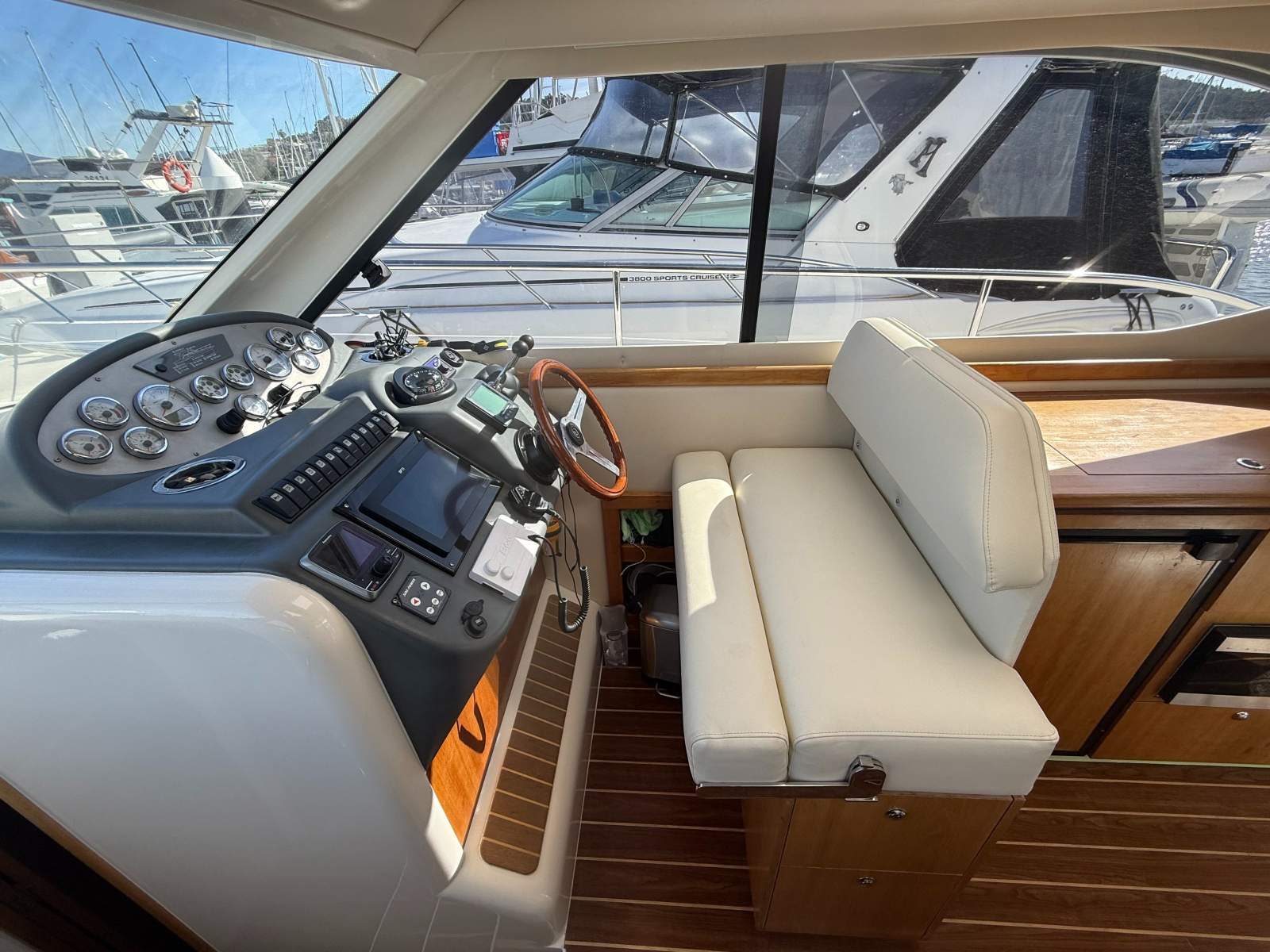 Riviera 3600 Sport Yacht Alexandra