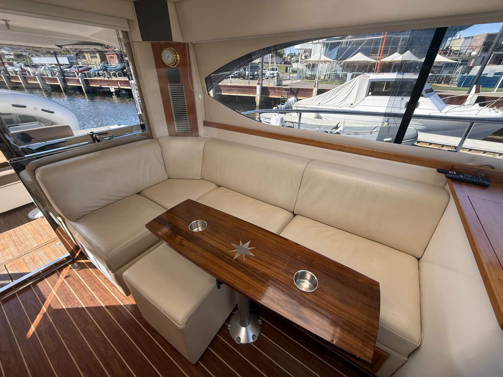 Riviera 3600 Sport Yacht Alexandra