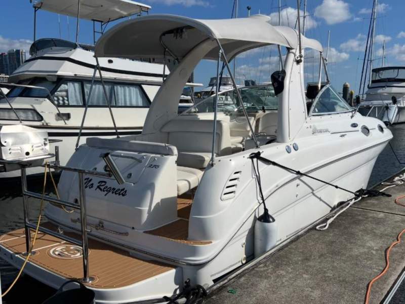 Sea Ray 275 Sundancer 28ft SPYC Mooring