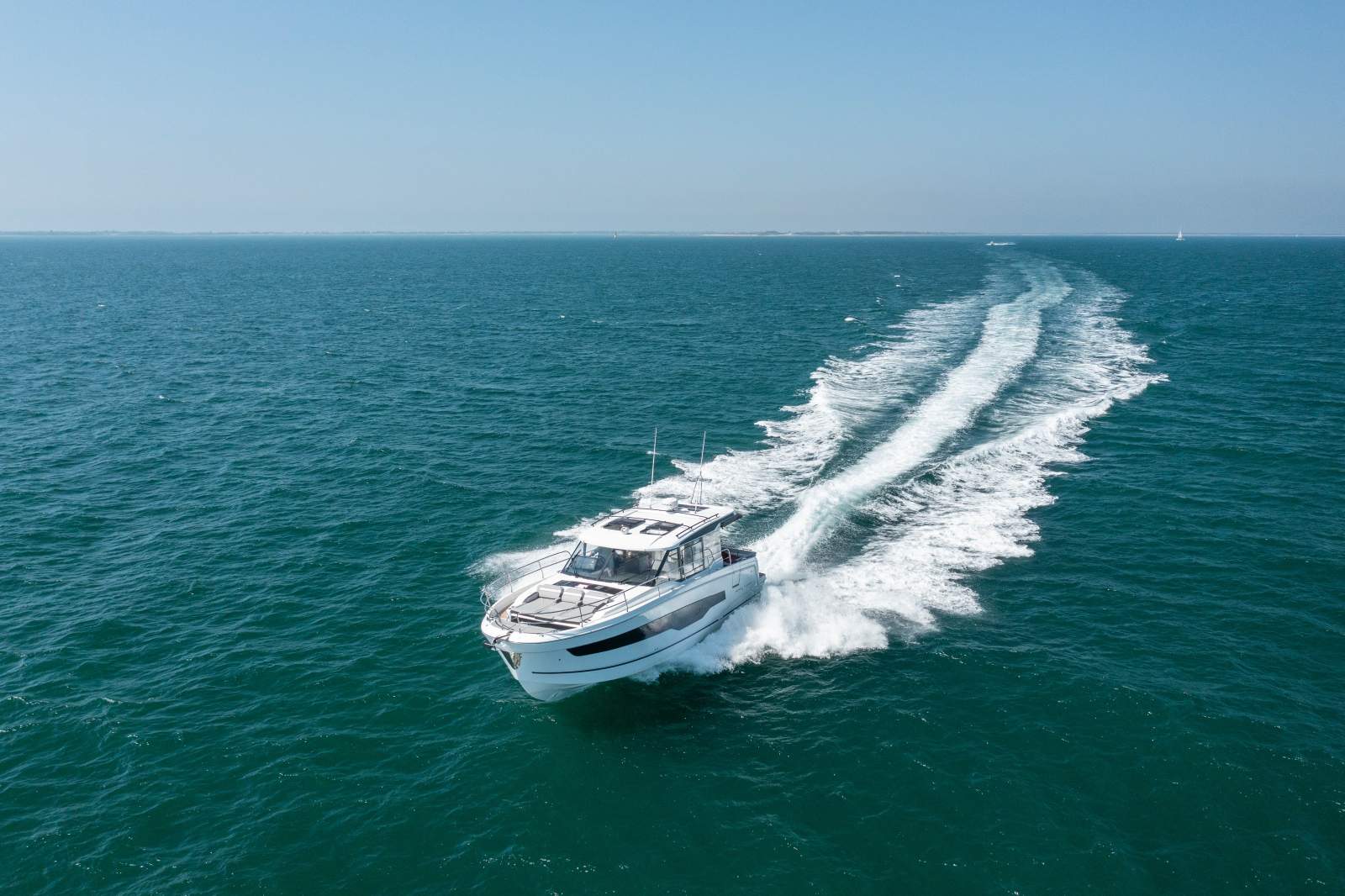 New Jeanneau Merry Fisher 1295 Coupe - Immediate delivery