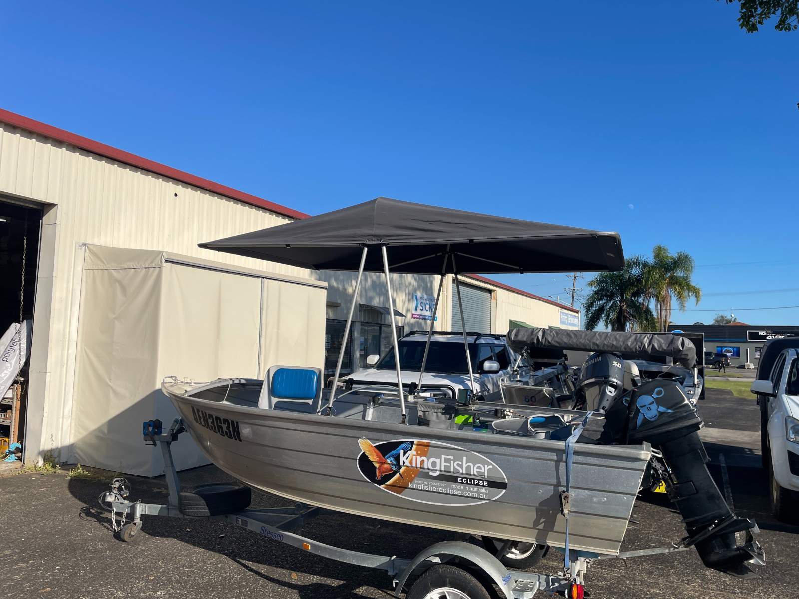 Stessco Snapper 390:Bimini Open